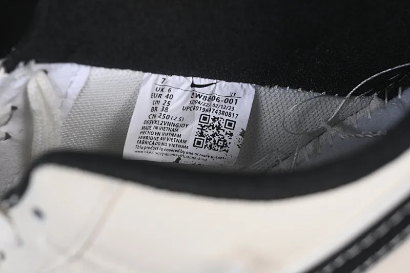 All Categories Nk Air Force 1 Air Force Series Nk Air Force 1 Low Air Force Low Nike Air Force 1'07 Low Beige White Black Contrast Color Air Force One Low Casual Sneakers DW8806-001